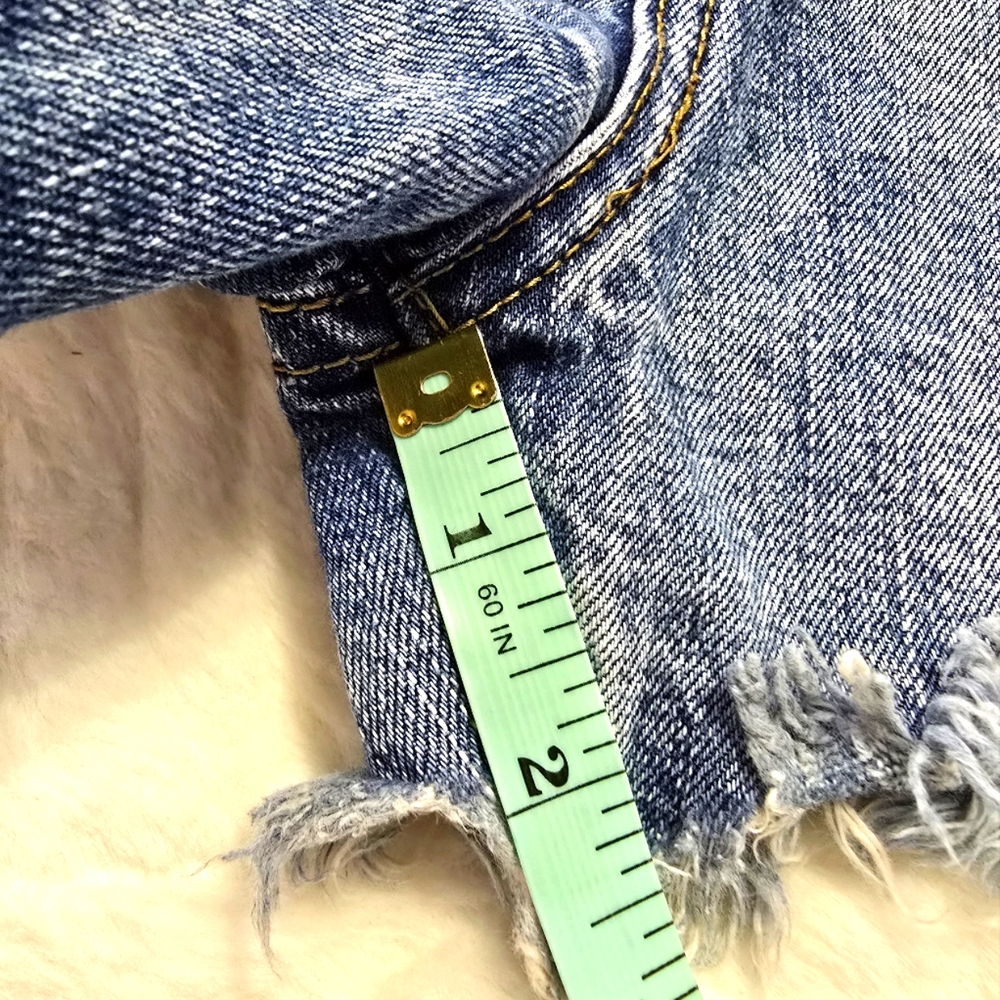 Distressed Blue Denim Women Ripped Shorts. Size 31 - Picture 5 of 8